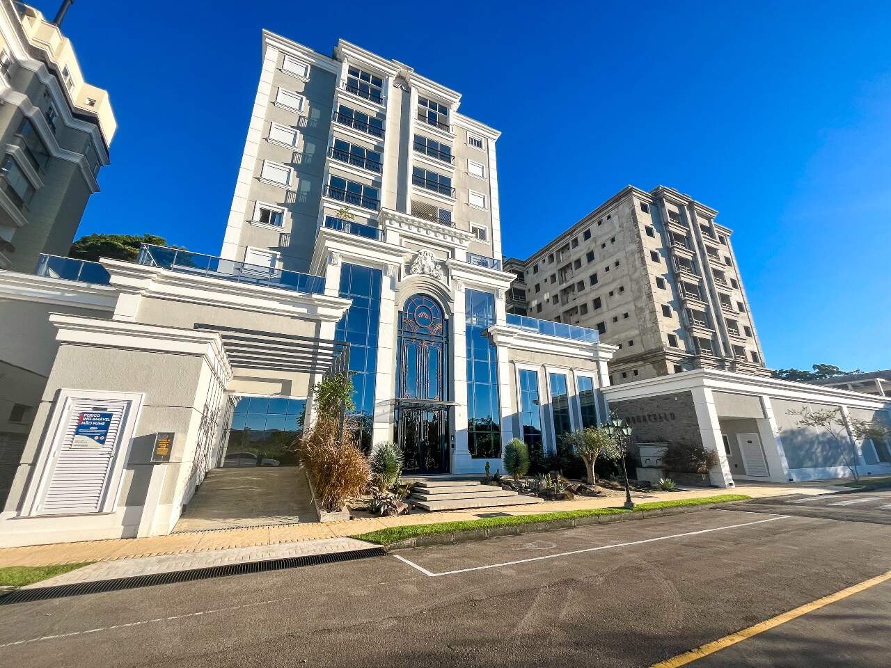 Apartamento à venda no Souza Cruz: TORRE A