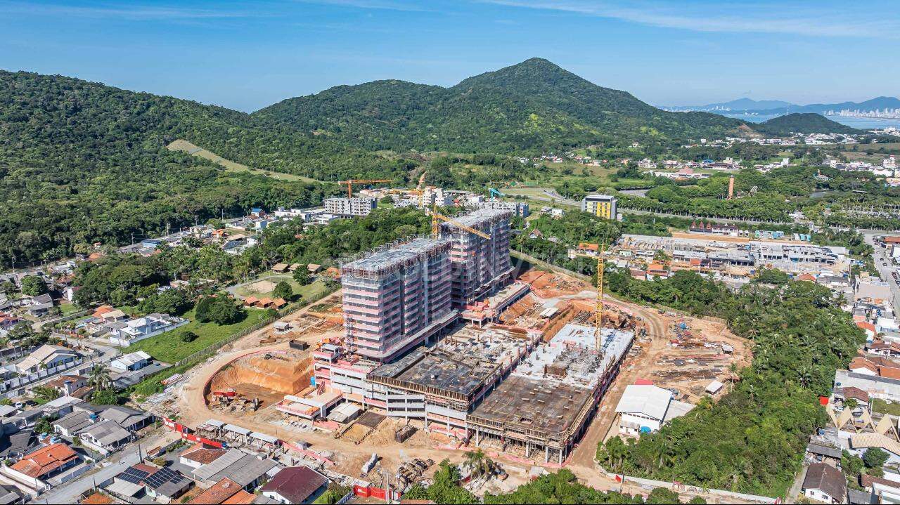 Apartamento à venda no Praia de Armação do Itapocoroy: MAIO 2026