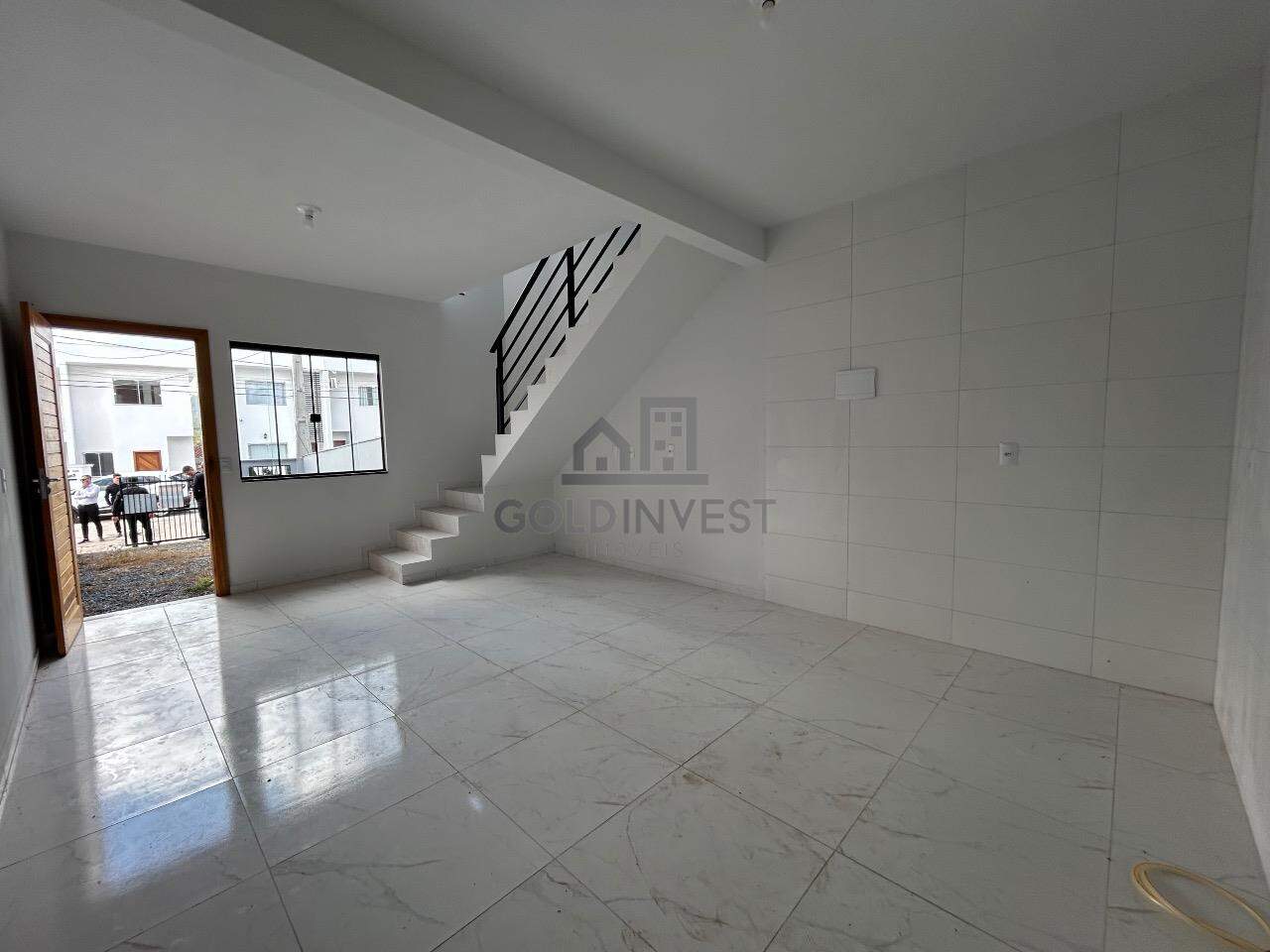 Casa à venda no Primeiro de Maio: 