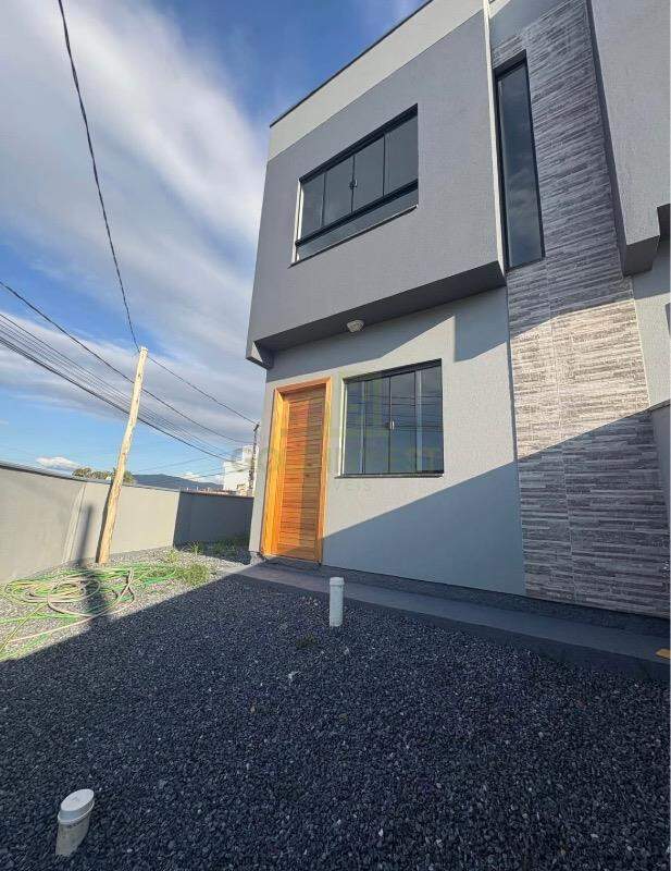 Casa de 2 quartos, 60m² no bairro Primeiro de Maio, em Brusque | Eu Corretor