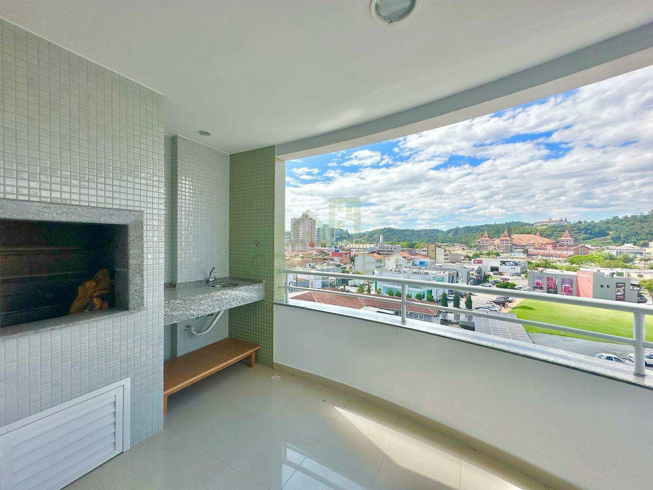 Apartamento de 3 quartos, 105m² no bairro Centro, em Brusque | Eu Corretor