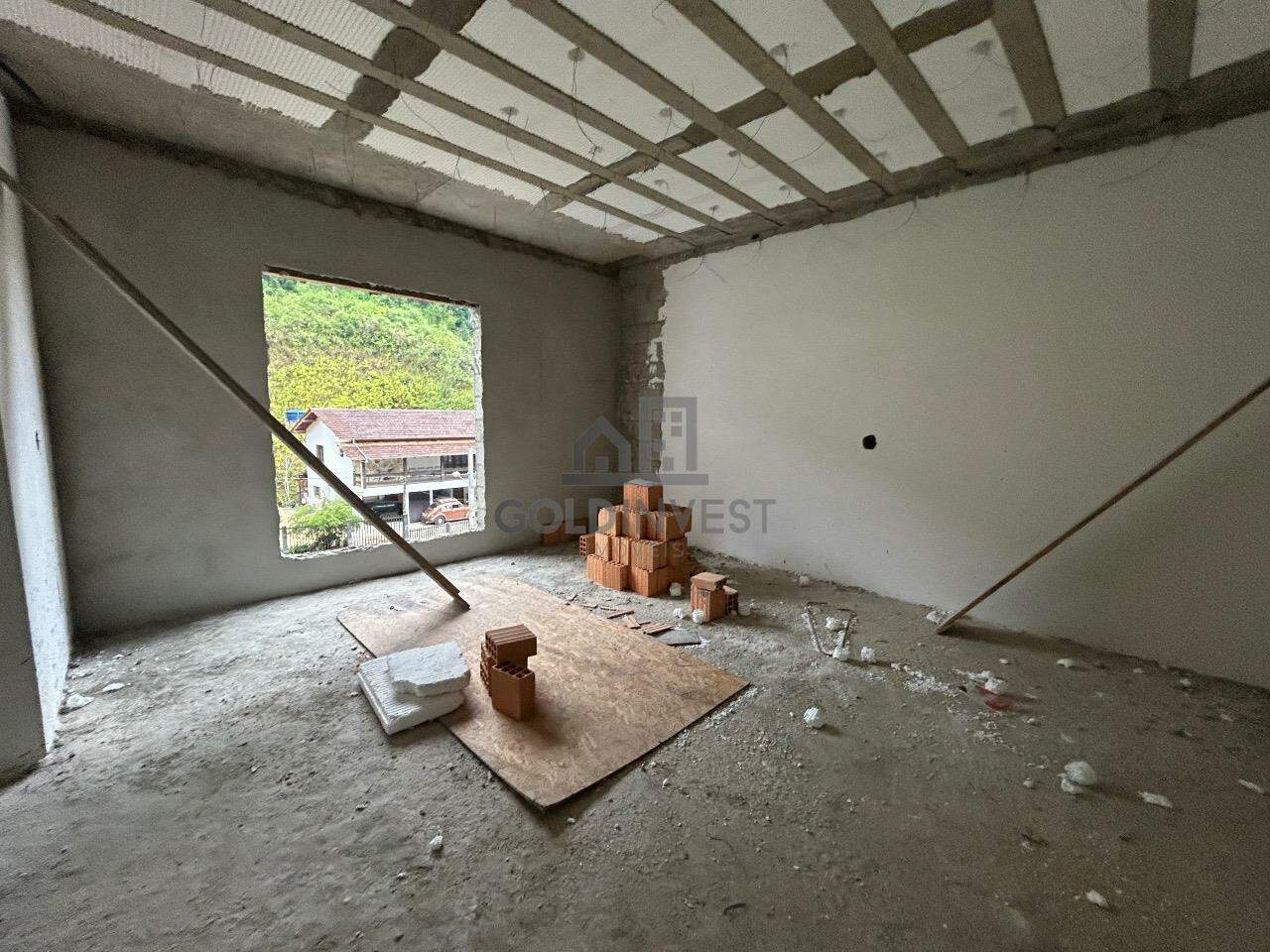 Apartamento à venda no Azambuja: 