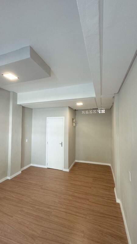 Loja / Salão / Ponto Comercial de 28m² no bairro Centro, em Brusque | Eu Corretor