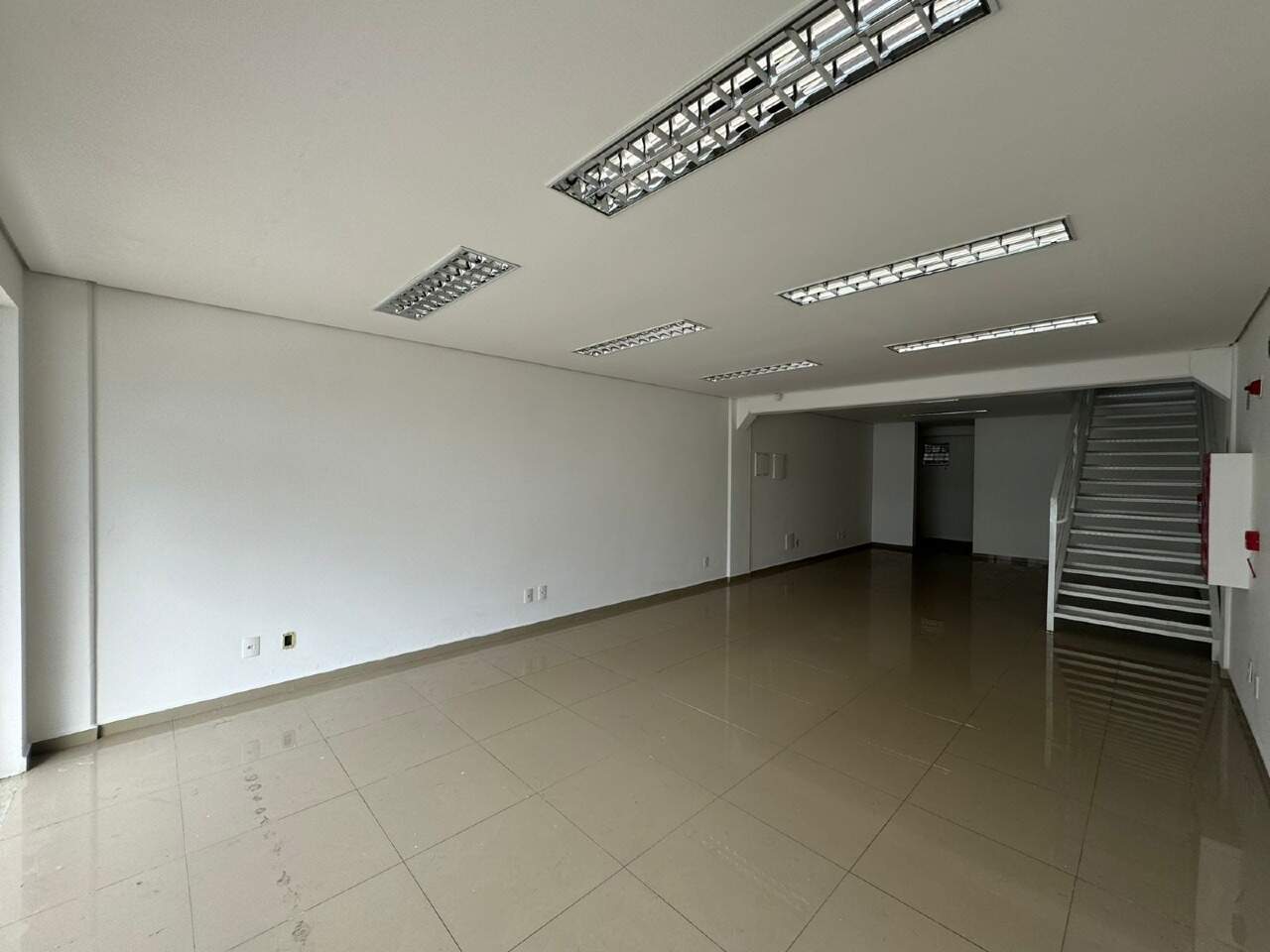 Loja / Salão / Ponto Comercial de 129m² no bairro Souza Cruz, em Brusque | Eu Corretor