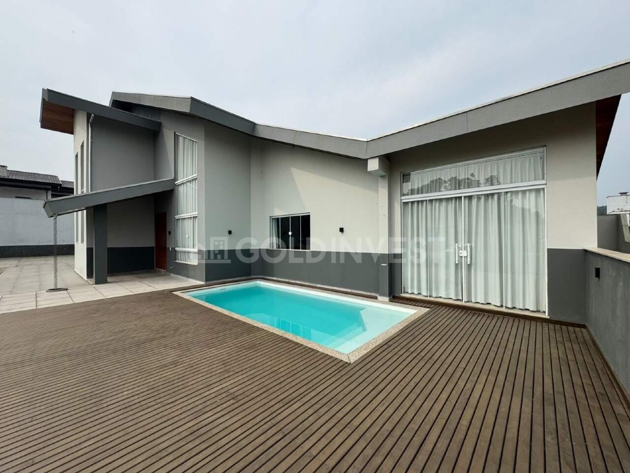 Casa de 3 quartos, 300m² no bairro Dom Joaquim, em Brusque | Eu Corretor