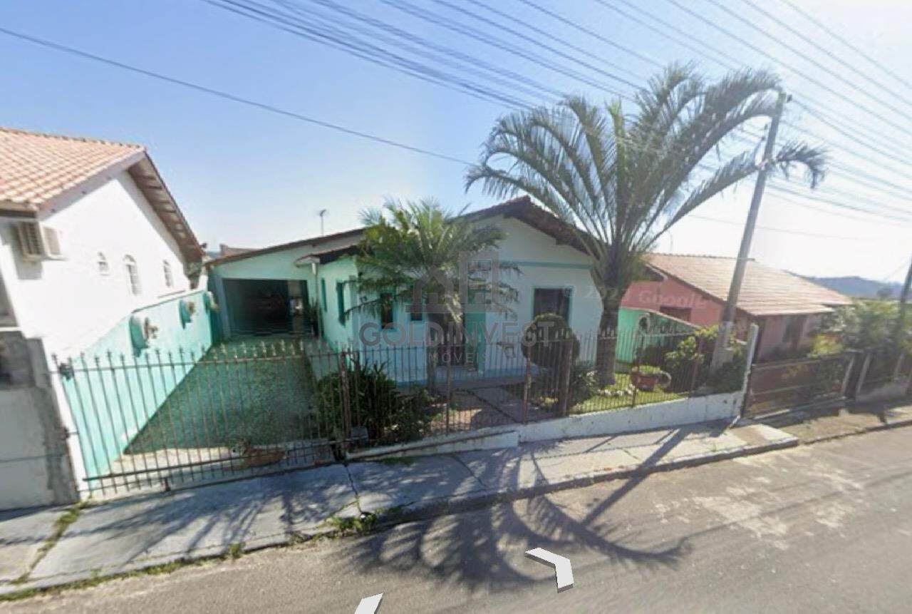 Casa de 4 quartos, 220m² no bairro Planalto, em Brusque | Eu Corretor