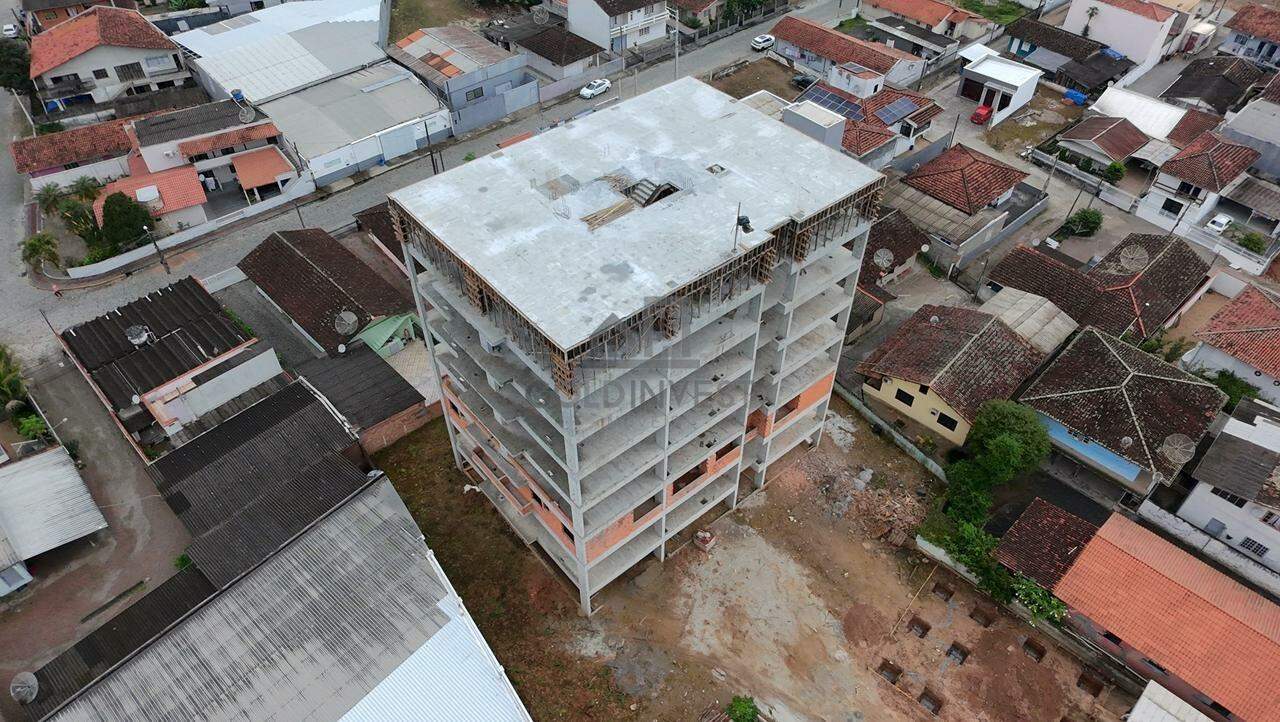 Apartamento à venda no Santa Terezinha: OBRA NOVEMBRO