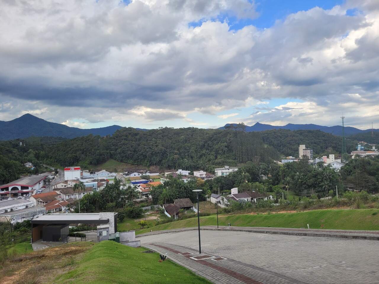 Lote/Terreno de 613m² no bairro CENTRO, em Guabiruba | Eu Corretor
