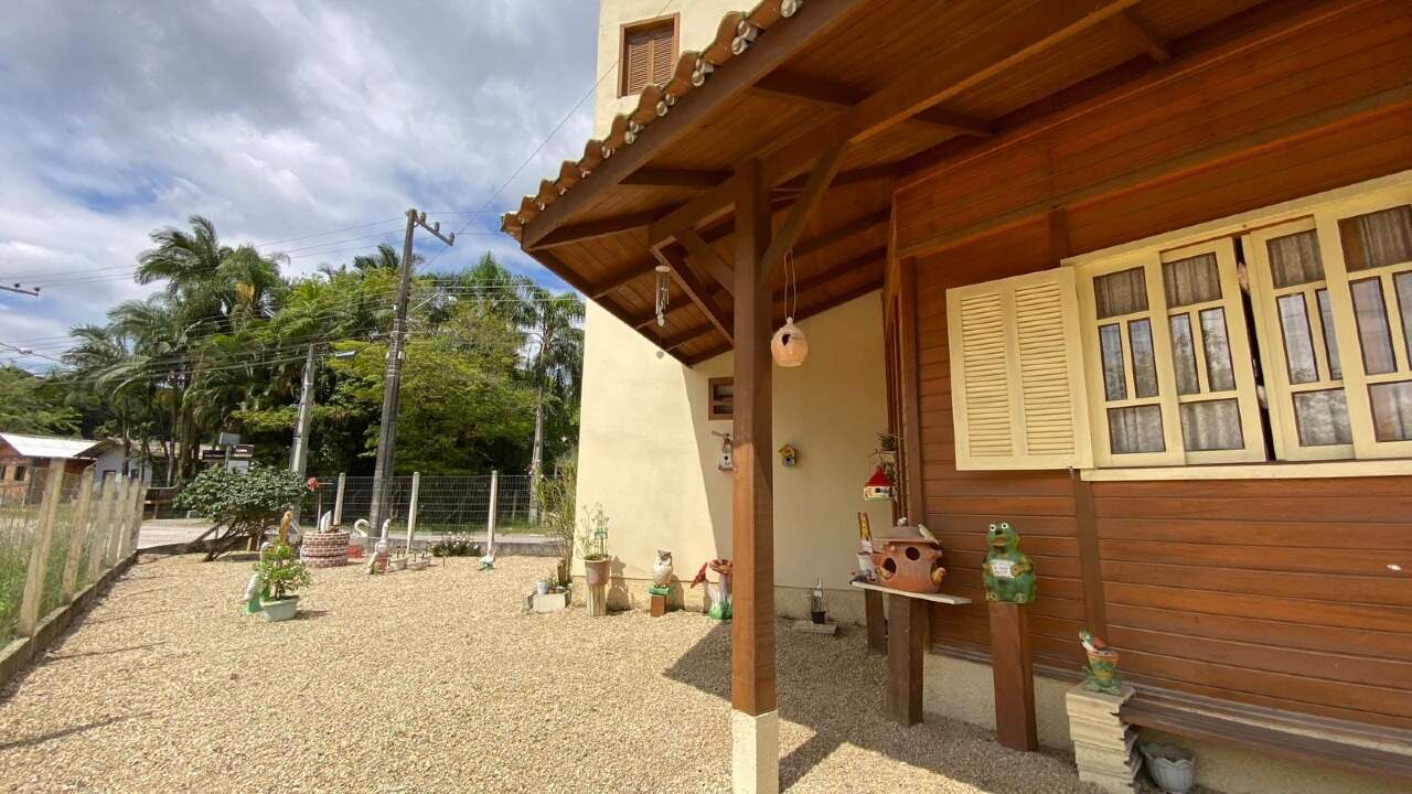 Casa à venda no Lorena: 