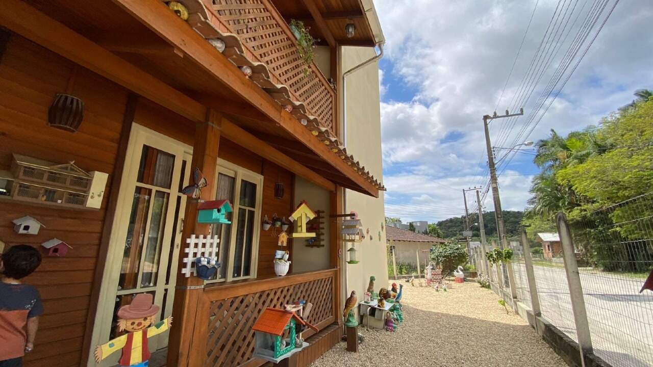 Casa à venda no Lorena: 