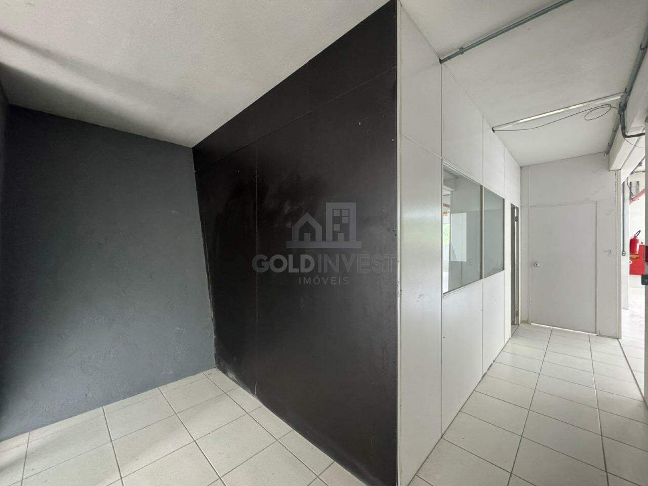 Loja / Salão / Ponto Comercial de 200m² no bairro Primeiro de Maio, em Brusque | Eu Corretor