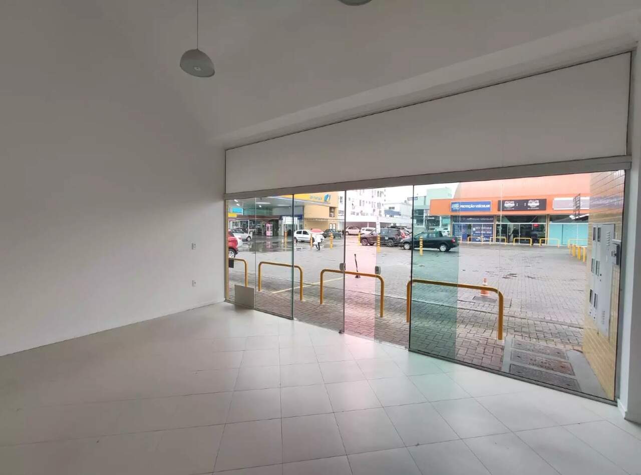 Loja / Salão / Ponto Comercial de 40m² no bairro Centro I, em Brusque | Eu Corretor
