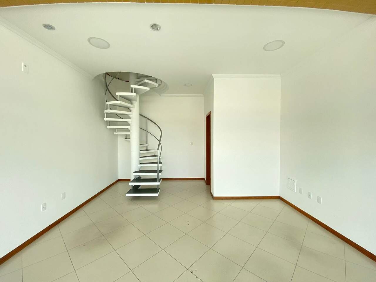 Loja / Salão / Ponto Comercial de 50m² no bairro Centro I, em Brusque | Eu Corretor