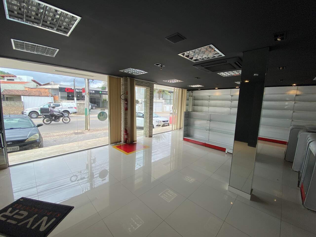 Loja / Salão / Ponto Comercial de 115m² no bairro Santa Terezinha, em Brusque | Eu Corretor