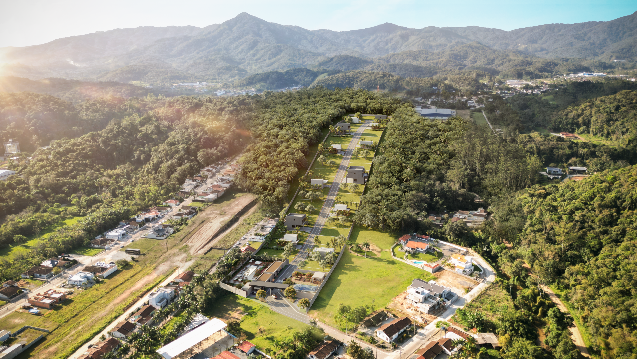 Lote/Terreno de 316m² no bairro Centro I, em Guabiruba | Eu Corretor