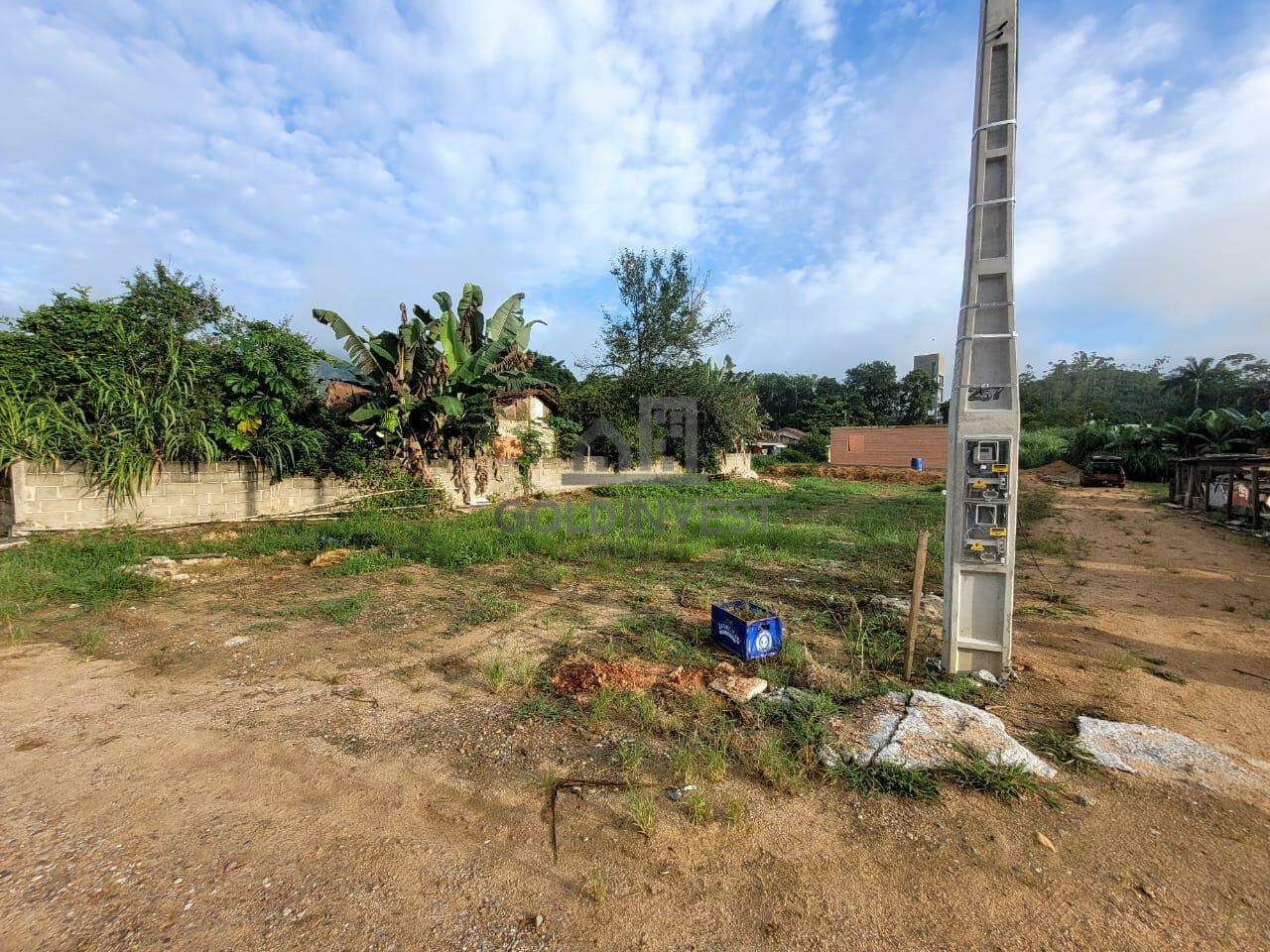 Terreno à venda no Guabiruba Sul: 