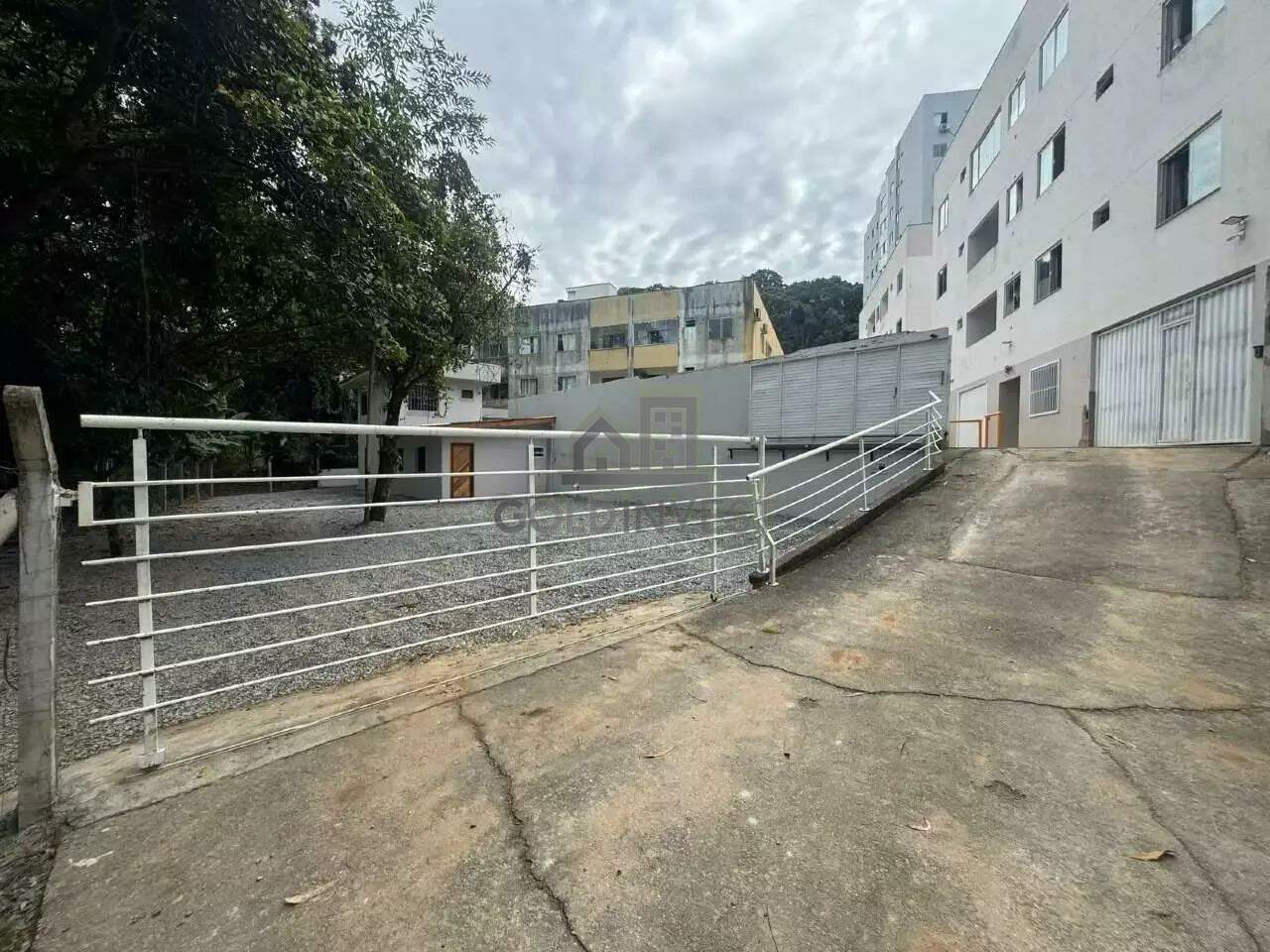 Casa para aluguel no Centro I: 