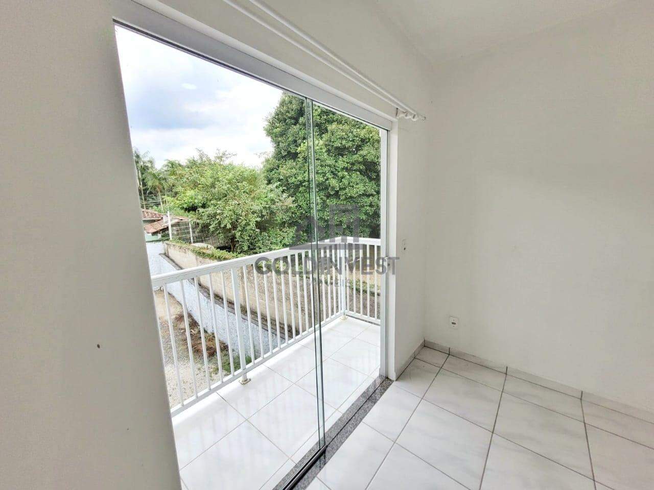 Sobrado de 2 quartos, 68m² no bairro Cedrinho, em Brusque | Eu Corretor
