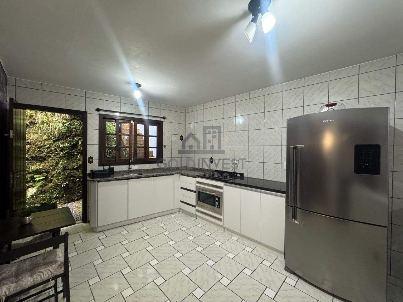 Casa para aluguel no Azambuja: 