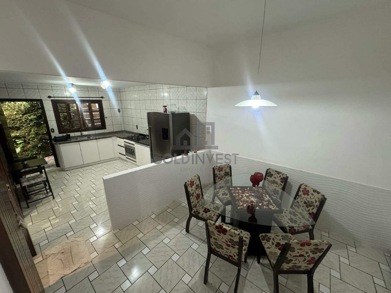 Casa para aluguel no Azambuja: 