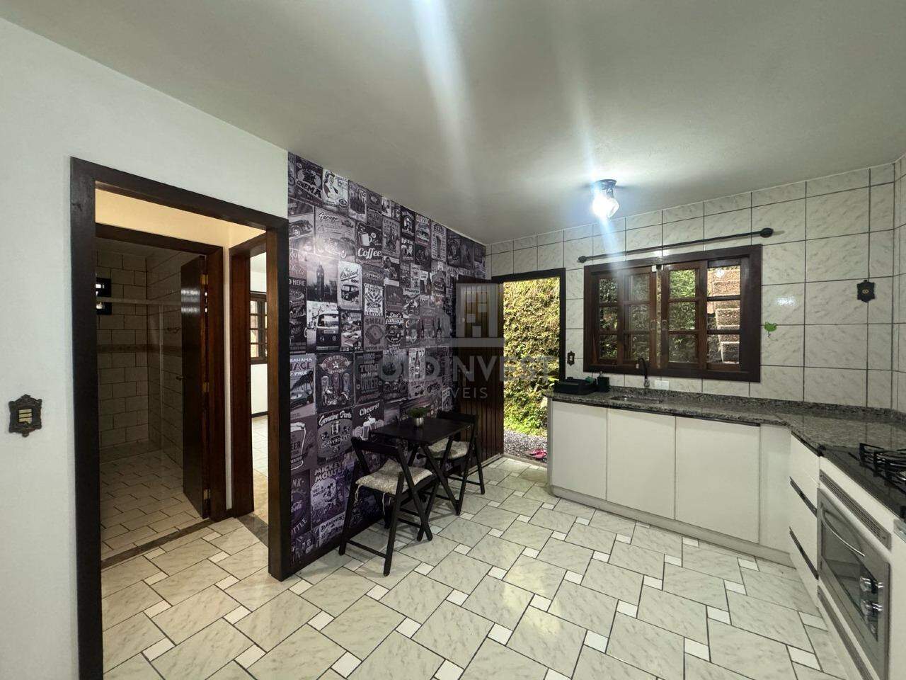 Casa para aluguel no Azambuja: 