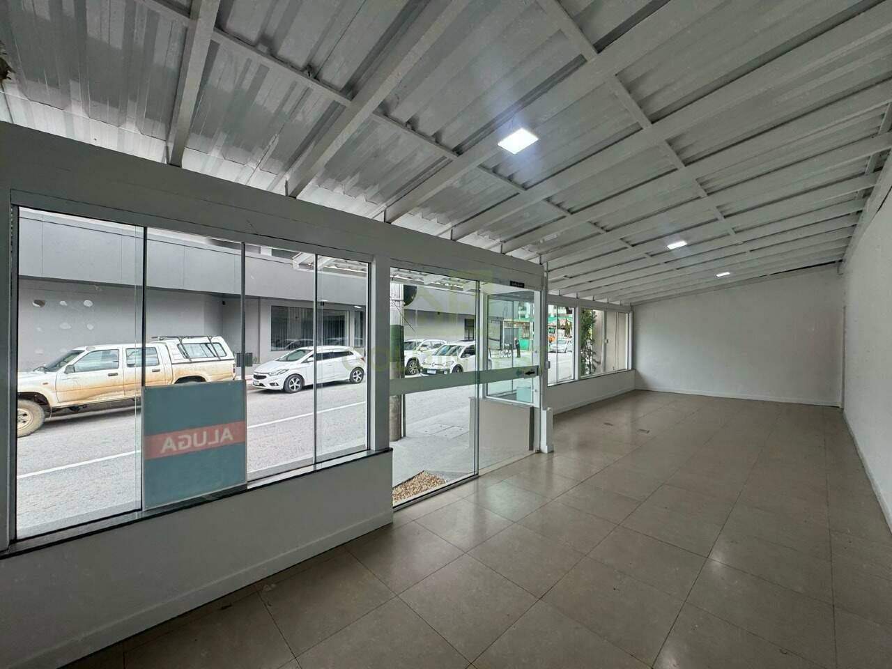 Loja / Salão / Ponto Comercial de 190m² no bairro Centro I, em Brusque | Eu Corretor