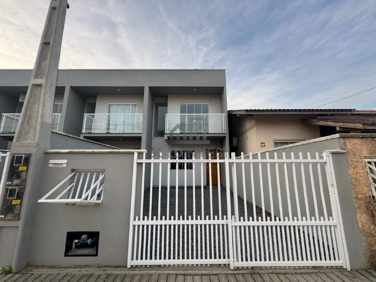 Casa com 2 quartos no bairro São João!!!