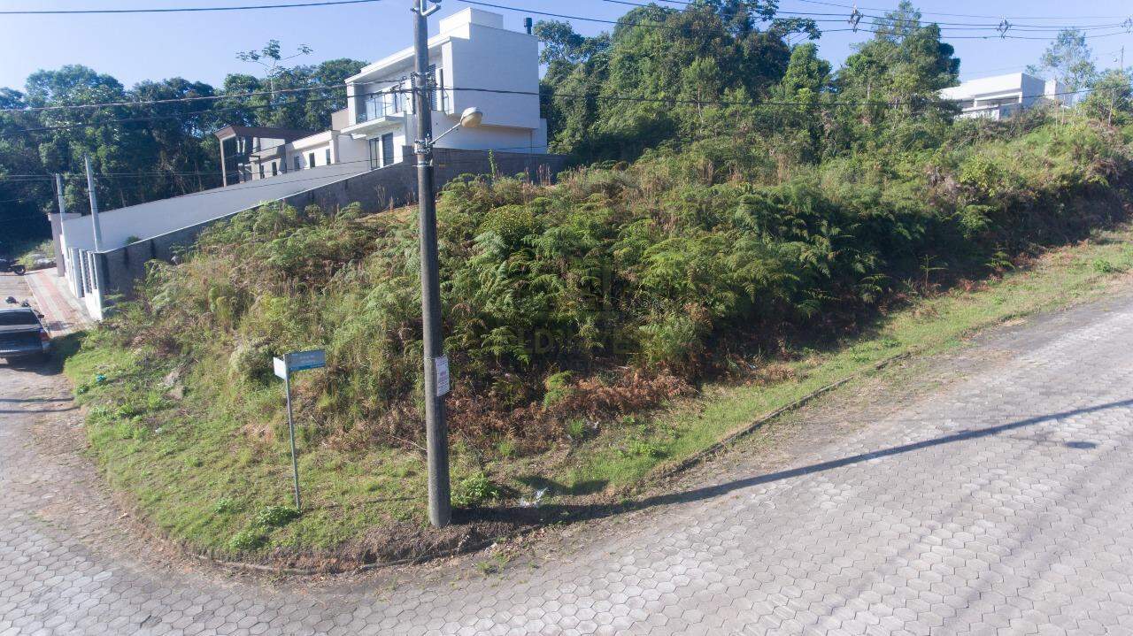 Lote/Terreno de 430m² no bairro Primeiro de Maio, em Brusque | Eu Corretor