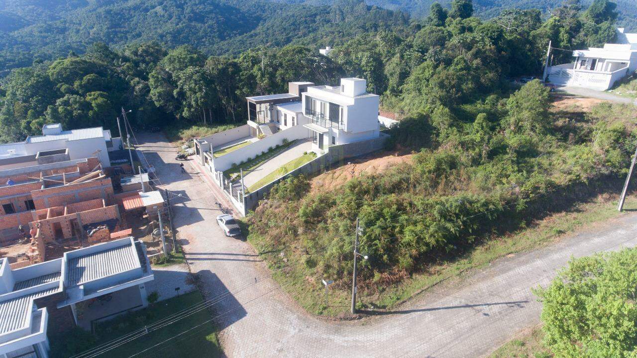 Lote/Terreno de 430m² no bairro Primeiro de Maio, em Brusque | Eu Corretor