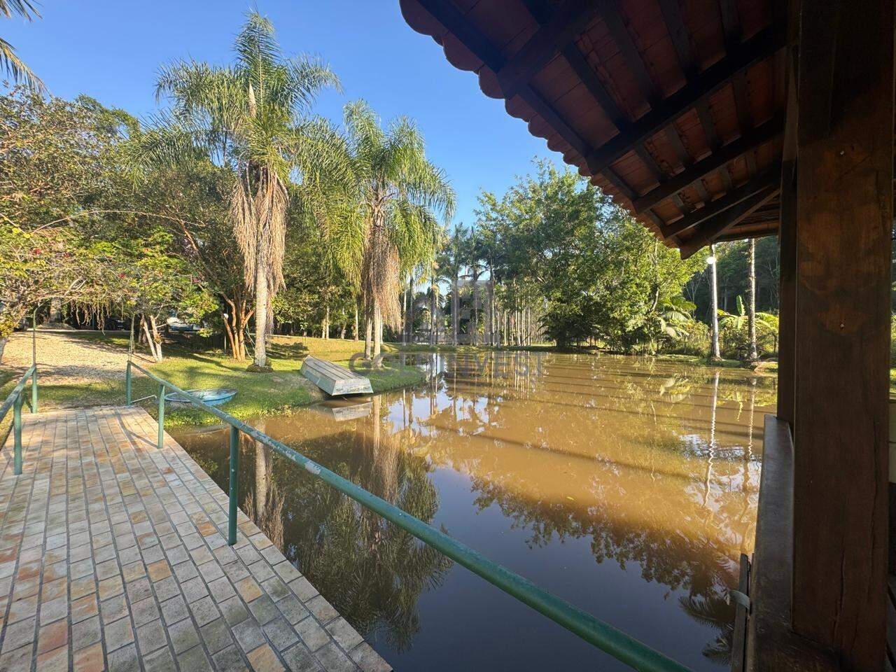Chácara de 8 quartos, 1000m² no bairro Barracão, em Gaspar | Eu Corretor
