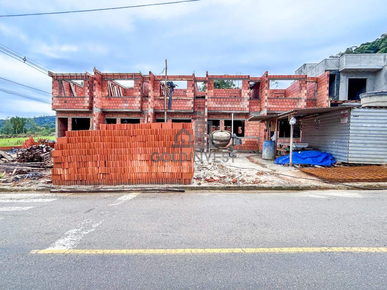 Sobrado de 2 quartos, 66m² no bairro Rio Branco, em Brusque | Eu Corretor