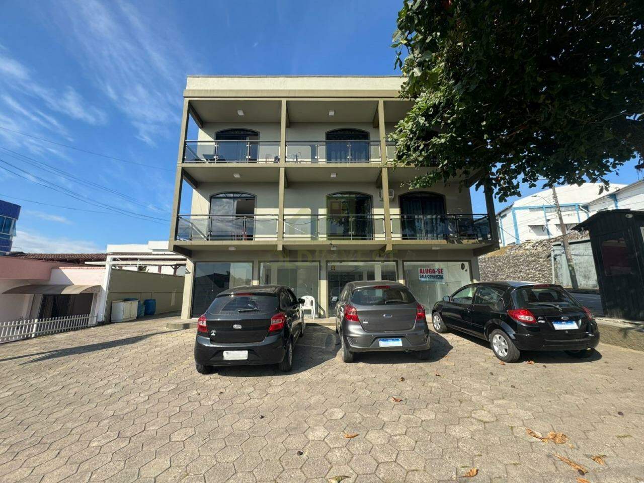 Loja / Salão / Ponto Comercial de 240m² no bairro Planalto, em Brusque | Eu Corretor