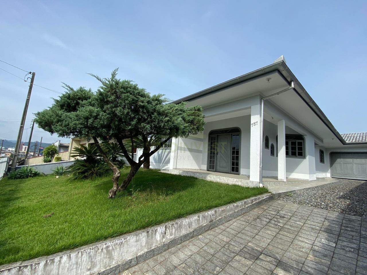 Casa de 3 quartos, 182m² no bairro São Pedro, em Brusque | Eu Corretor