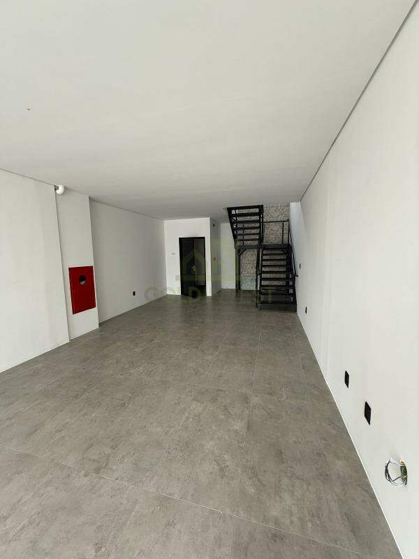 Loja / Salão / Ponto Comercial de 140m² no bairro Centro I, em Brusque | Eu Corretor