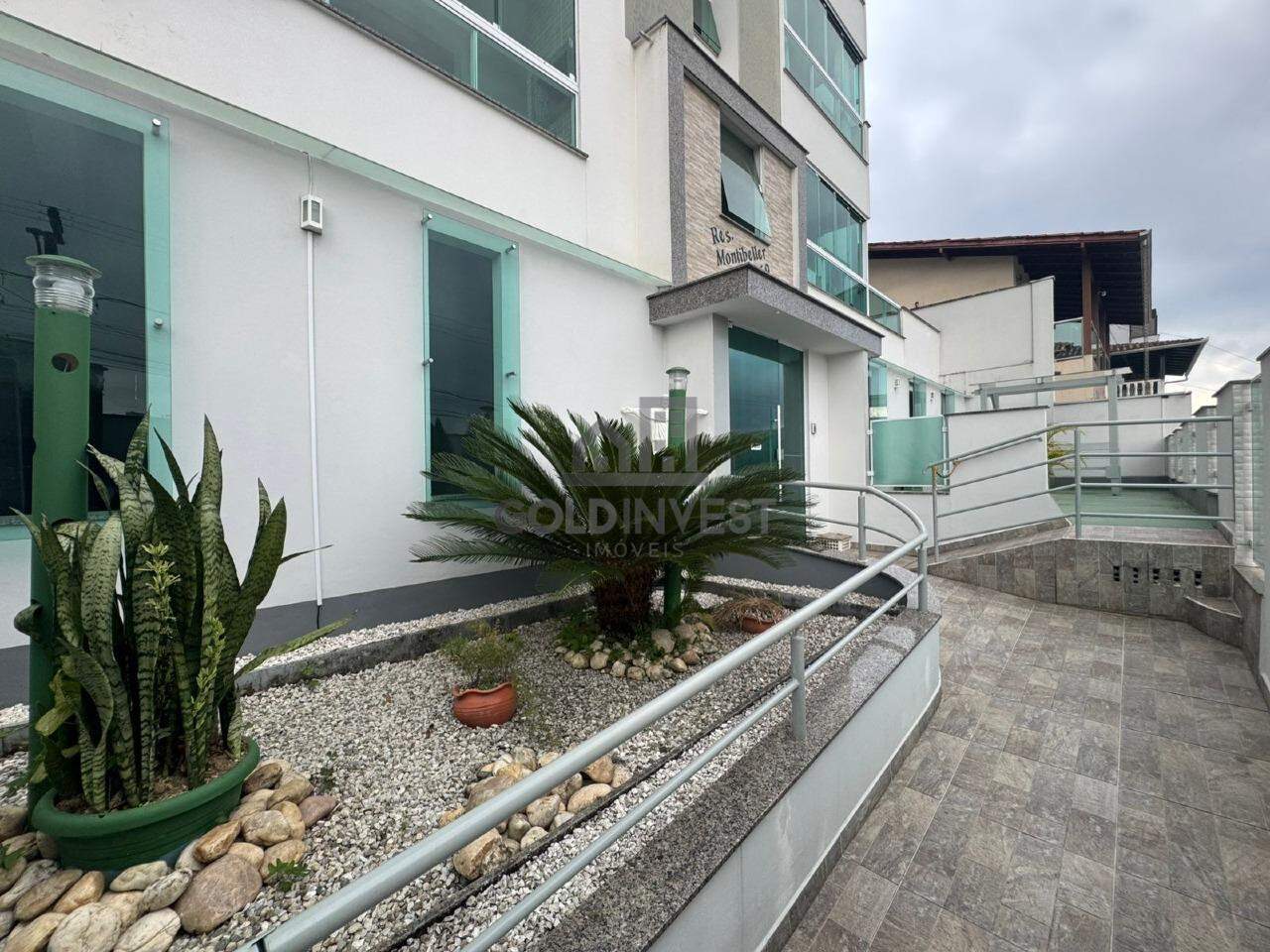 Apartamento para aluguel no Azambuja: 