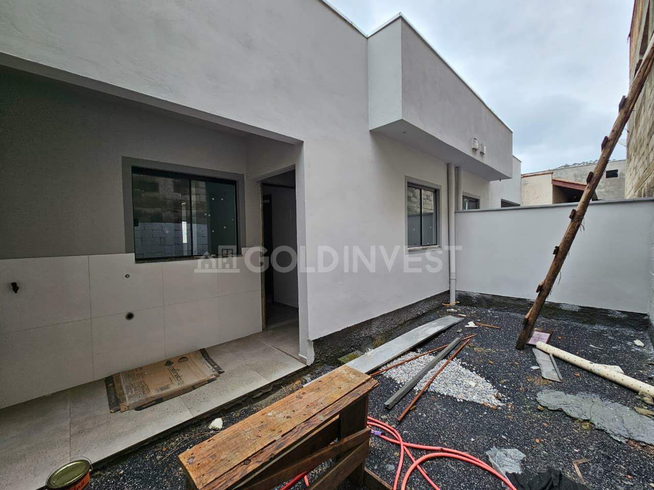 Casa à venda no Cedrinho: 