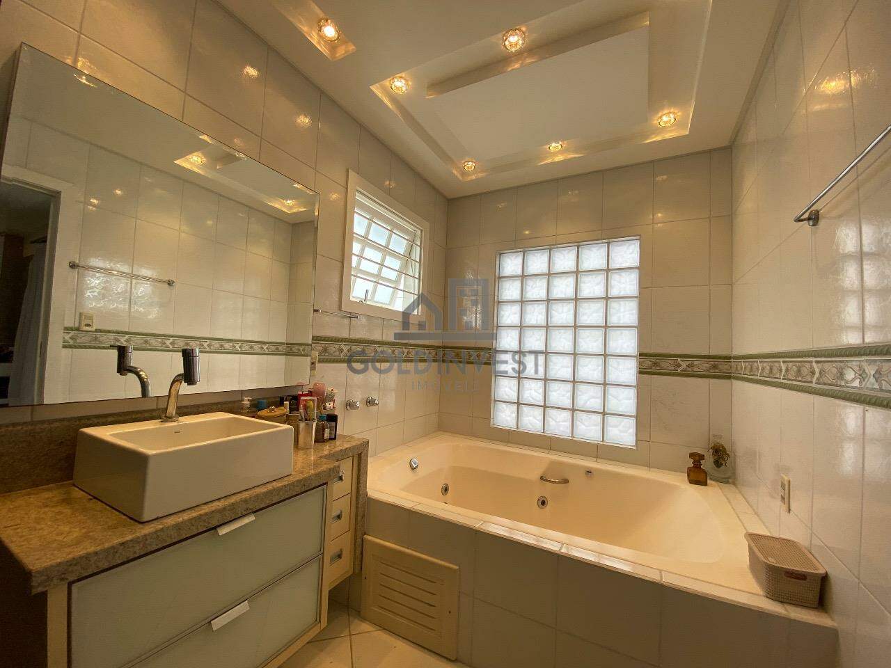Casa de 4 quartos, 335m² no bairro São Luiz, em Brusque | Eu Corretor