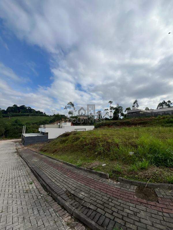Lote/Terreno de 473m² no bairro CENTRO, em Guabiruba | Eu Corretor