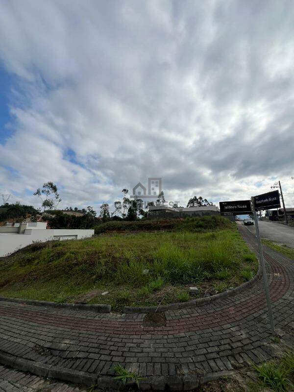 Lote/Terreno de 473m² no bairro CENTRO, em Guabiruba | Eu Corretor