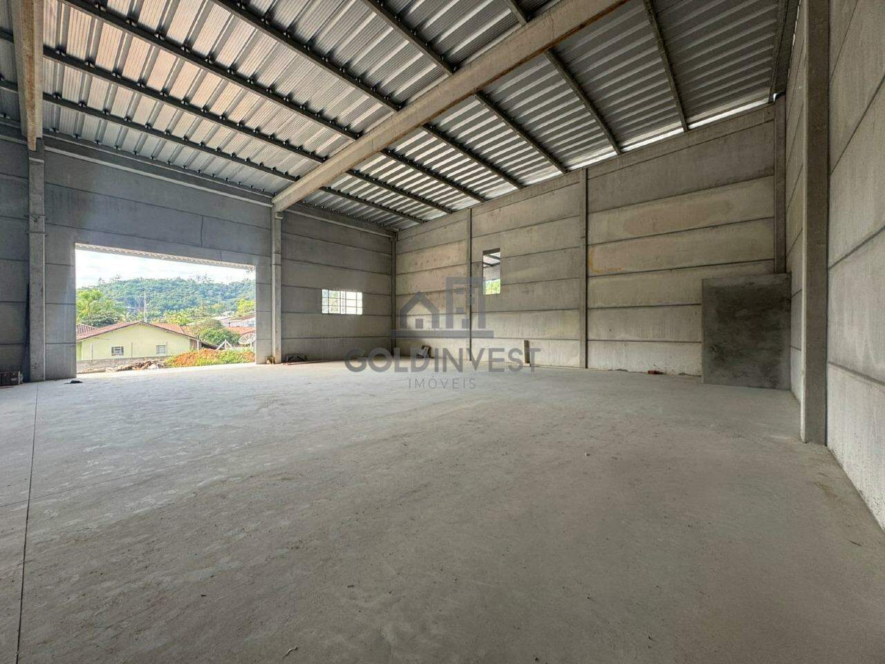 Galpão / Depósito / Armazém de 247m² no bairro Guabiruba Sul, em Guabiruba | Eu Corretor