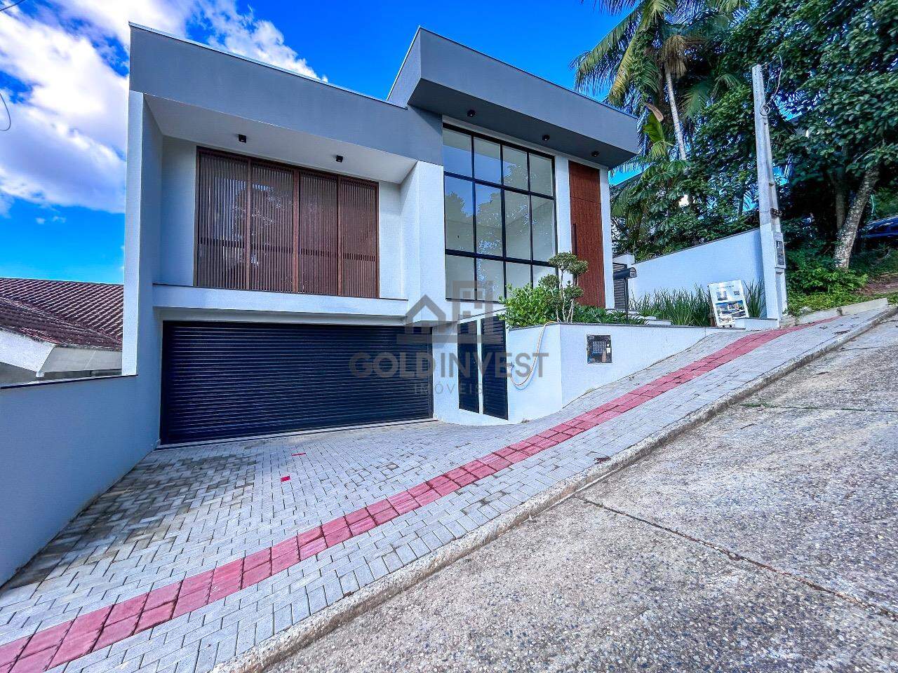 Casa de 3 quartos, 272m² no bairro São Pedro, em Brusque | Eu Corretor