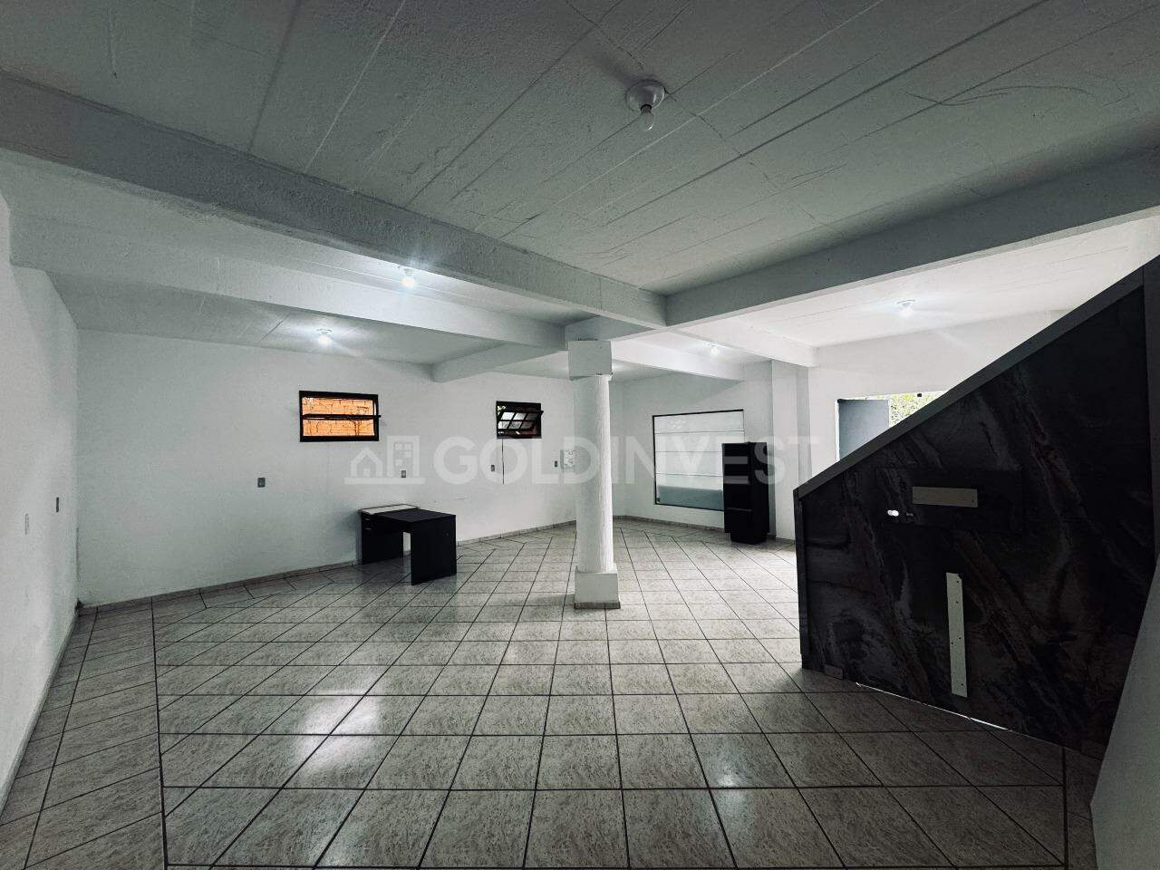 Sala Comercial para aluguel no Primeiro de Maio: 