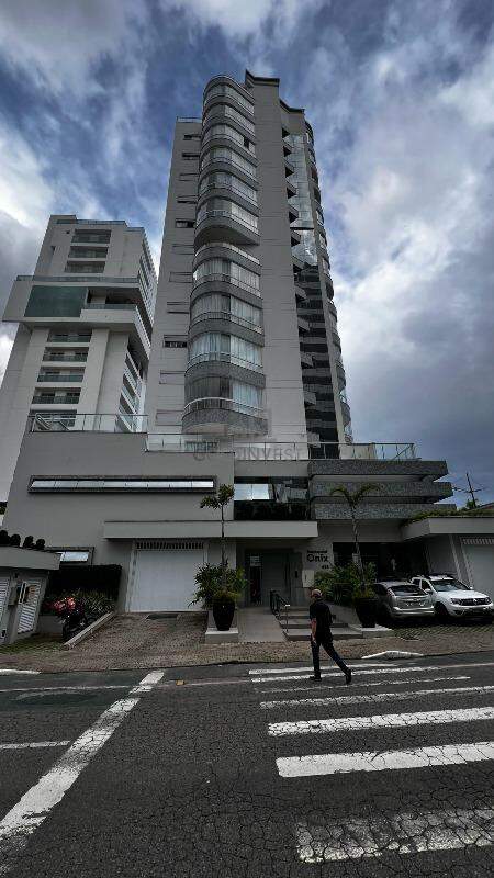 Apartamento de 3 quartos, 210m² no bairro Centro I, em Brusque | Eu Corretor