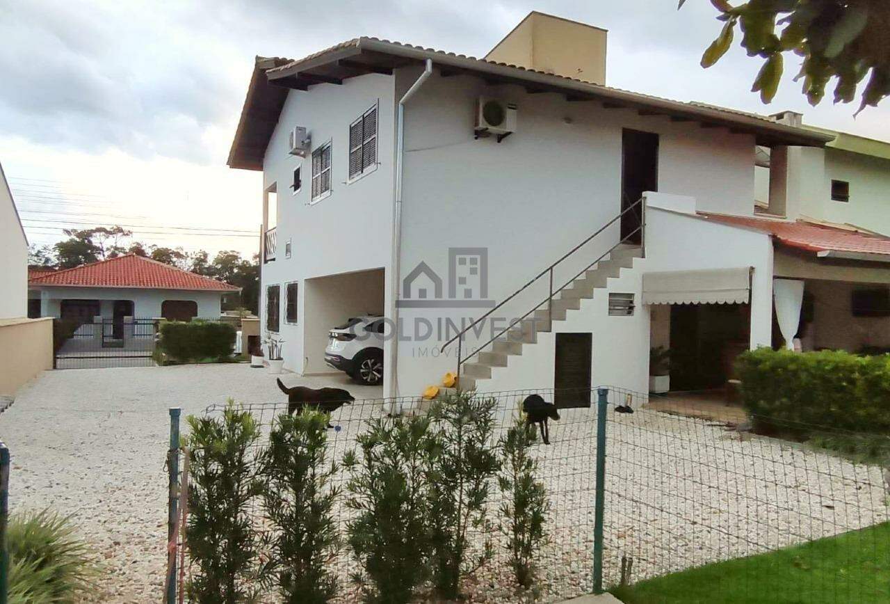 Casa de 4 quartos, 240m² no bairro Souza Cruz, em Brusque | Eu Corretor