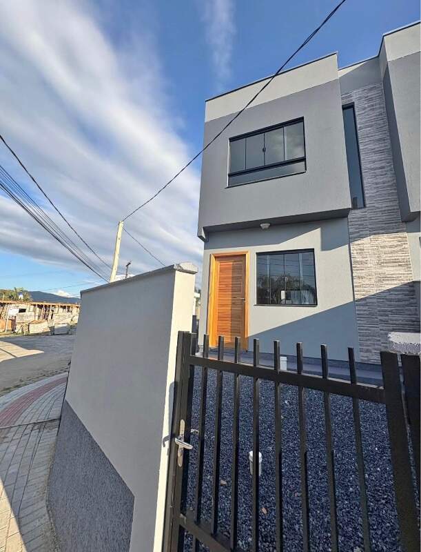 Casa de 2 quartos, 63m² no bairro Limeira Baixa, em Brusque | Eu Corretor