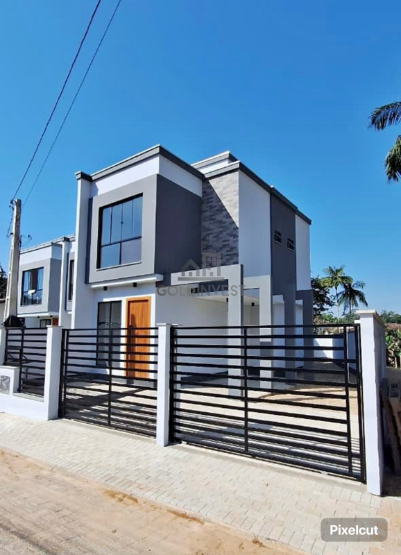 Casa de 2 quartos, 83m² no bairro CENTRO, em Guabiruba | Eu Corretor