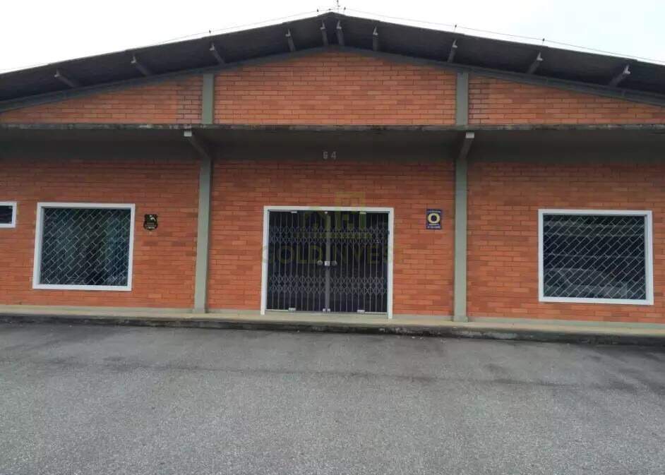 Galpão com 600m² no bairro Bateas!!!