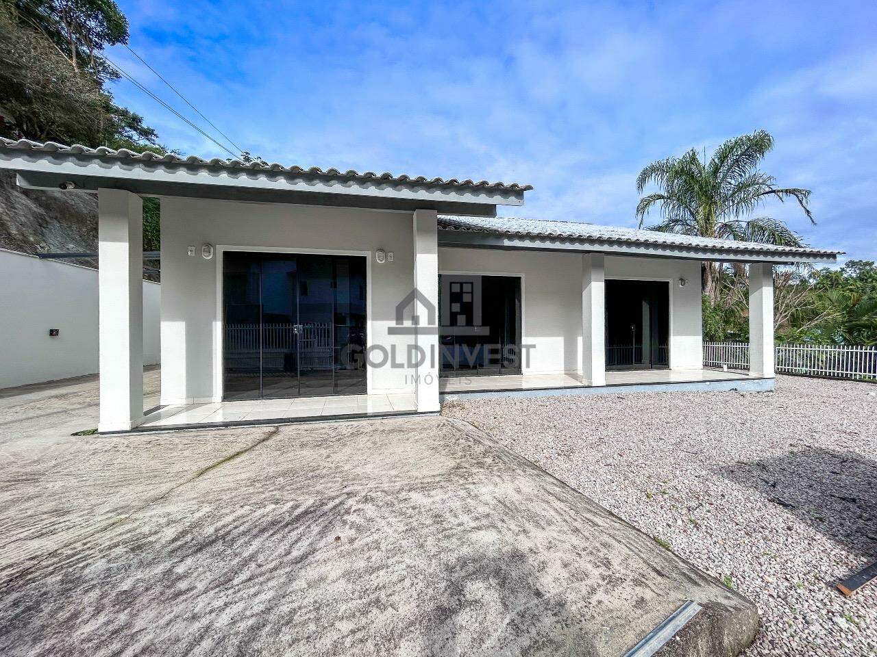 Casa de 5 quartos, 250m² no bairro Souza Cruz, em Brusque | Eu Corretor