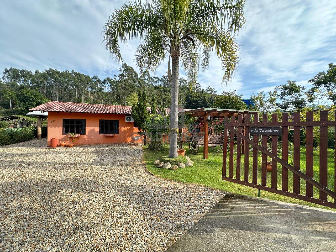 Chácara de 3 quartos, 200m² no bairro Moura (Canelinha SC), em Canelinha | Eu Corretor