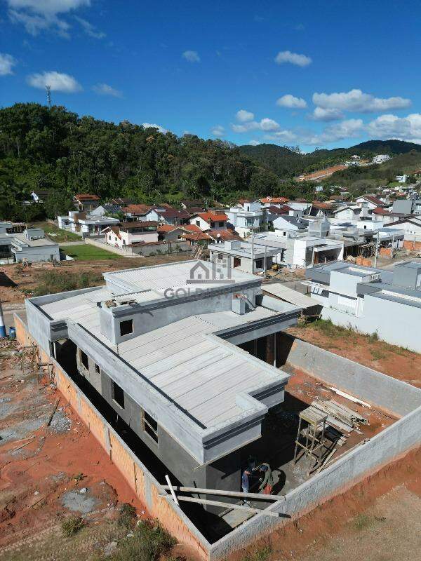 Casa de 3 quartos, 148m² no bairro Guabiruba Sul, em Guabiruba | Eu Corretor